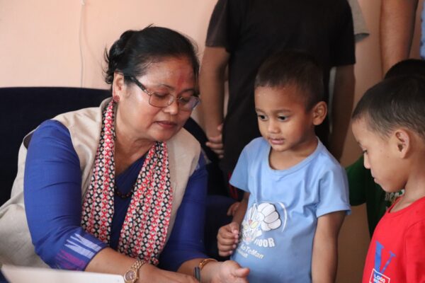 कुनैपनि बालबालिका सडकमा बेवारिसे अवस्थामा भेटिनुहुँदैन: मन्त्री चौधरी