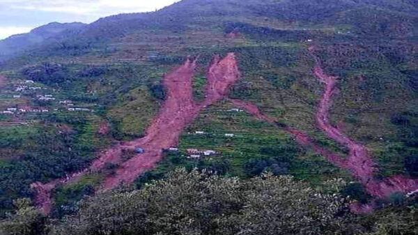 रामेछापको टोकरपुरमा वर्षापछि घर पुरिँदा ११ जना बेपत्ता